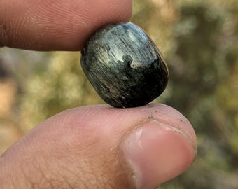 Stunning Tourmaline Cat&#39;s Eye Cabochon, 13.30 cts, 14.512.58.5 mm - Unique Gemstone for Jewelry Design | Natural Green Tourmaline
