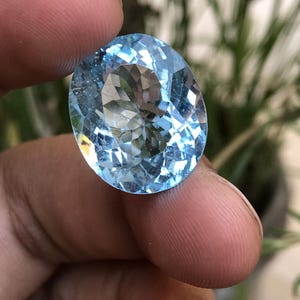 Gorgeous 25ct Swiss Blue Topaz | Pineapple cut | A Unique Gem for Your Collection