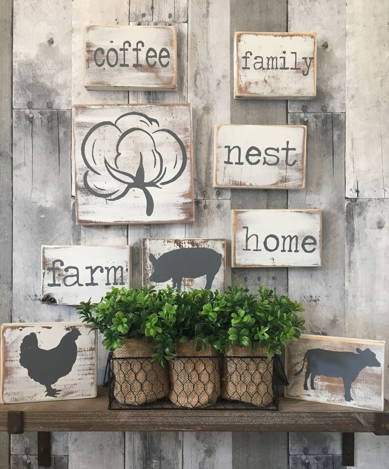 Farmhouse Kitchen Decor With Accessories