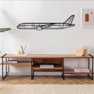 B787 Dreamliner Aeroplane Silhouette Metal Wall Art , Airplane Wall Decor, Gifts, Custom Gift, Gardening Gift, Personalized Gifts