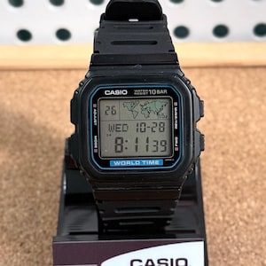 Ultra Rare Vintage 1988 Casio W-520U World Time Digital Watch Module 643 Made in Japan - Retro Square JDM Worldmap Sports Watch