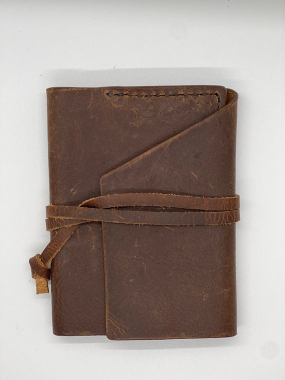 Unique Handmade Leather Journal – Bohemian Elegance for Art Show Aficionados