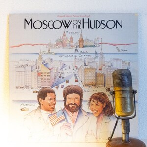 1980&#39;s Robin Williams Movie &quot;Moscow On The Hudson&quot; Soundtrack Vinyl Sale Record Romantic Comedy Music (1984 RCA w/&quot;Freedom&quot;, &quot;Party Train&quot;)