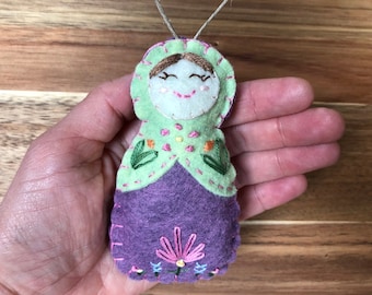 Matryoshka Personalized Ornament, Personalized Christmas Ornament, Babushka Personalized Ornament
