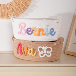 Babypartygeschenk, personalisierter Babypartykorb, Jungen-Mädchen-Spielzeug-Aufbewahrung Baumwollseil Benutzerdefinierter Name Organizer Kinderzimmer Neugeborene Stricken Taufe