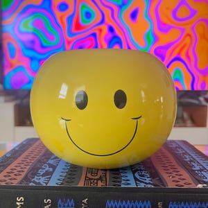 Smiley Face Planter - Grow Happy Vibes!