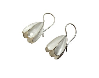 Boucles d'oreilles boucles d'oreilles en argent, boucles d'oreilles en forme de cloche, bijoux de mariée, boucles d'oreilles romantiques, mariage, cadeau pour elle, bijoux de déclaration