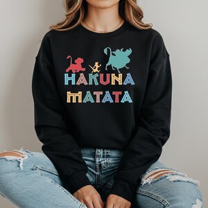Hakuna Matata Disney Animal Kingdom chemise le roi lion Simba Timon Pumbaa Zazu t-shirt et sweat-shirt Disney maman et papa vacances en famille chemise cadeau