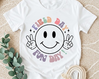 Retro Field Day Teacher T-Shirt: Smiley Face Fun Day Tee