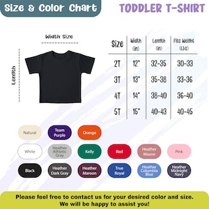 K&ouml;nnte beinhalten: Gr&ouml;&szlig;entabelle f&uuml;r T-Shirts f&uuml;r Kleinkinder mit Ma&szlig;en in Zoll und Pfund. Die Tabelle zeigt die Breite, L&auml;nge und das Gewicht des Shirts f&uuml;r die Gr&ouml;&szlig;en 2T, 3T, 4T und 5T. Die Tabelle enth&auml;lt auch eine Farbtabelle mit verschiedenen Farben, darunter Natur, Team Lila, Orange, Wei&szlig;, Heather Athletic Grau, Kelly, Rot, Heather Mauve, Pink, Schwarz, Heather Dunkelgrau, Heather Maroon, True Royal, Heather Columbia Blau und Heather Mitternachtsblau.