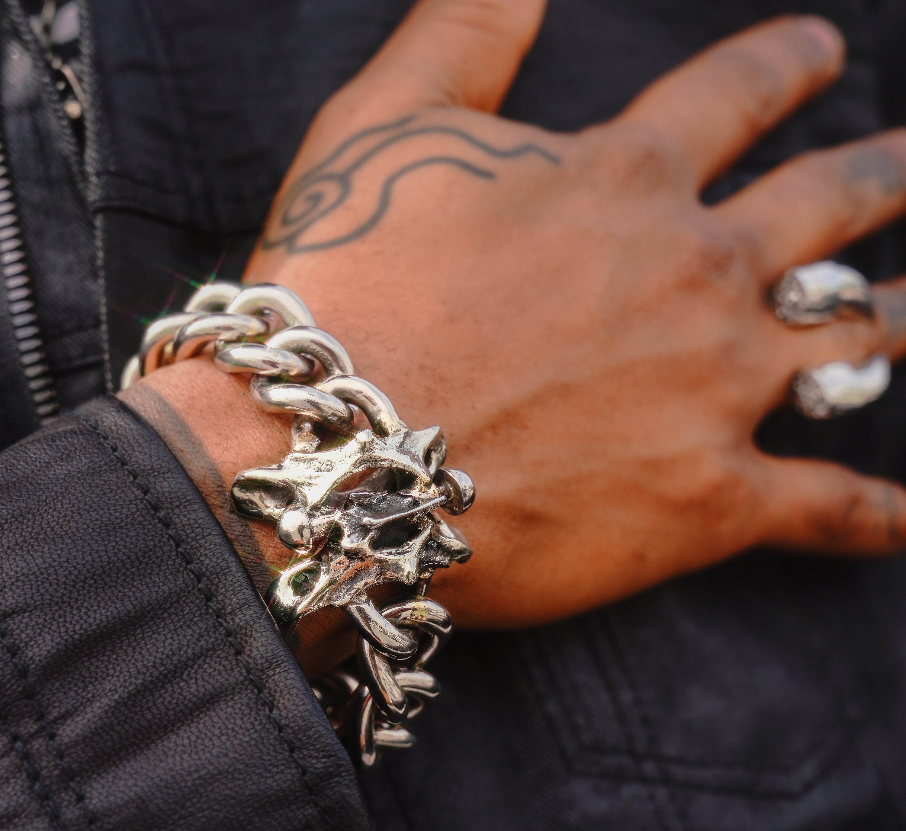 【HYERES LOR】23SS★ Surgical Chain Black Bracelet M HYERES LOR】23SS☆ Surgical Chain Black Bracelet M