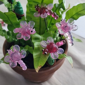 Pink Dragonfly Plant Poke Suncatcher imagem 1