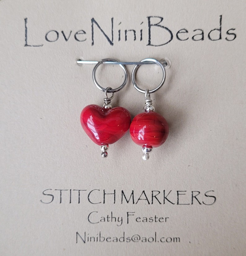Stitch Markers Valentine Hearts Glass Figure image 3