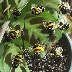 Bumble Bee Spring Garden Art Sun Catcher Plant Stake Lamp Work Glass Bumble Bee image 2
