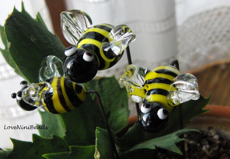 Bumble Bee Spring Garden Art Sun Catcher Plant Stake Lamp Work Glass Bumble Bee image 3
