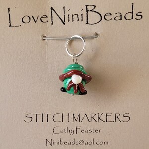 St. Patrick Day, Leprechaun Stitch markers, Glass Art, St. Patrick's Day Gnome Leprechaun ~ Single