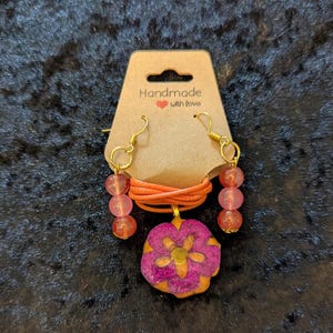 Small Purple And Orange Floral Resin Necklace And Earrings-1