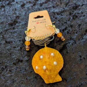 Large Orange Clam Shell Resin Necklace And Earrings