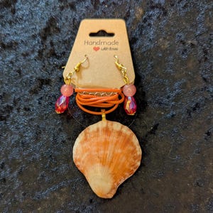 Large Orange And Beige Shell Necklace With Resin Necklace And Earrings