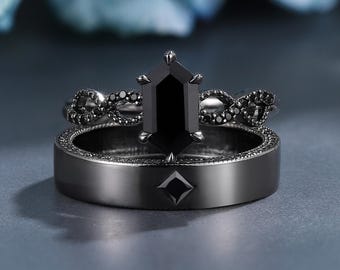 Black Gold Engagement Ring Set Gothic Black Onyx Wedding Rings for Couple Anniversary Gift Gothic Couple Rings His and Hers wedding band