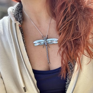 Dragonfly Dreams // Iridescent Layering Dragon Fly Pendant Chain Necklace // Gift Idea for Her