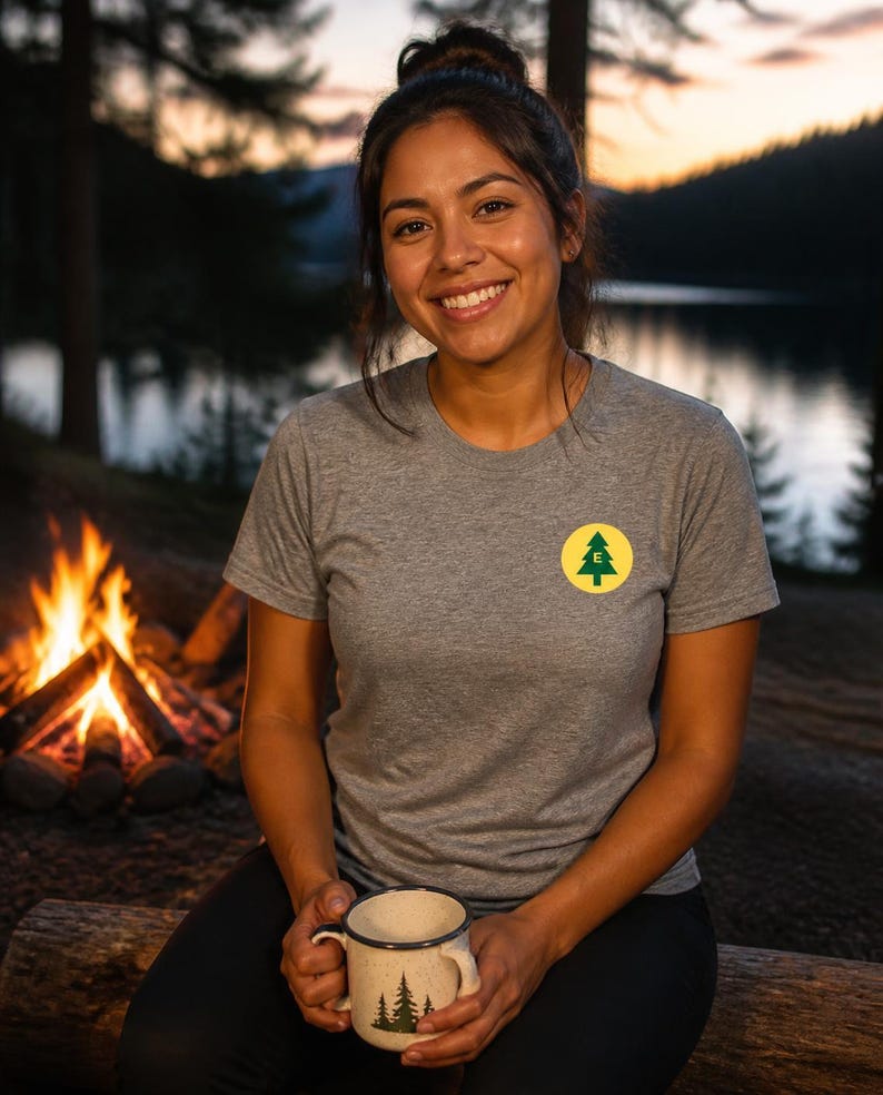 Minimalist Camper Tee tee