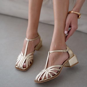 Cut-out Striped Sandal Model, For Every Occasion from Casual to Elegant, With Block Heel Comfort, Buckled T-Strap Detail