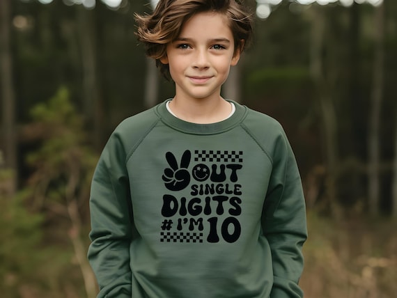Tween Birthday Sweatshirt: "I'm 10" Crewneck - Kid's Fashion