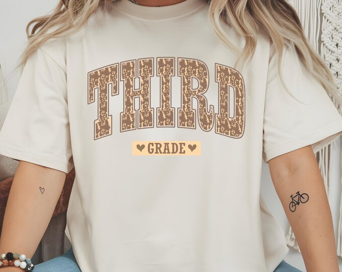 Third Grade Teacher Appreciation Gift, Toile de Jouy School T-Shirt in Comfort Colors