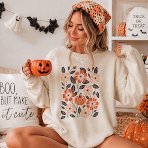 Fall Floral Pumpkin Sweatshirt, Autumn Crewneck, Pumpkin Patch Sweater, Thanksgiving Pullover, Harvest Season Shirt, Botanical Pumpkin Top