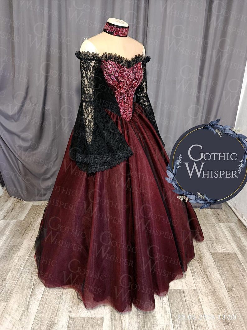 Burgundy & Black Gothic Wedding Dress, Victorian Lace Bridal Gown, off ...