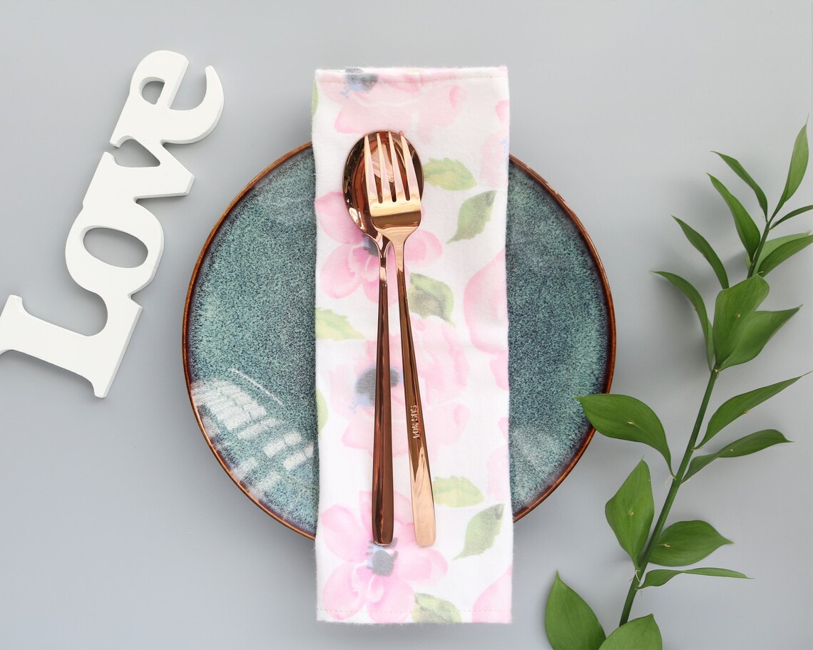 6 CLOTH NAPKINS Reusable Cotton Flannel Pink Roses Etsy
