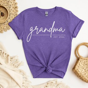 Custom Shirt for Grandma, Mother&#39;s Day Gift for Grandma, Birthday Gift for Grandma, Personalized Grandma Shirt, Gift for New Grandma