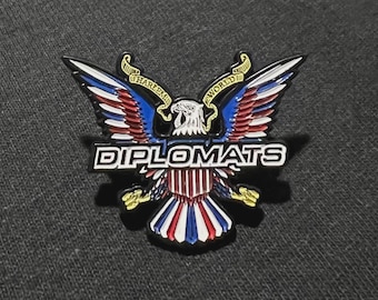 Diplomaten Pin - Emaille Anstecknadel - Dipset - Harlem - 2000er Hip-Hop-Gruppe - Juelz Santana - Jim Jones - Cam&#39;Ron - Diplomaten-Immunität