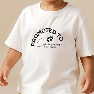 Befördert zu Big Cousin T-Shirt, Baby Ankündigung Tshirt, Big Cousin Baby Weste, Cousin Outift, Cousin Lätzchen, Baby Reveal Tee, Babyparty Geschenk