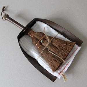 Japanese Palm Broom Set: Handmade Cleaning Tools with Dustpan & Cloth