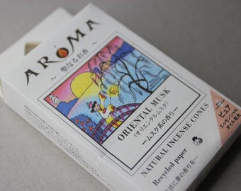 Oriental Musk Incense Cones: Earthy Japanese Aromatherapy (16 Cones, 20 Min Burn Time)