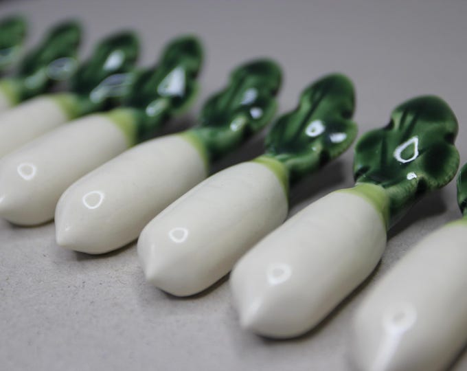 Japanese Daikon Radish Chopstick Rest: Handmade Ceramic Holder