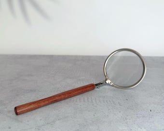 Japanese Stainless Steel Skimmer with Wooden Handle – 8cm Mesh