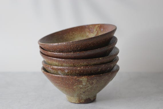 Handmade Shigaraki Ware Rice Bowl: Wabi Sabi Ash Glaze Ceramic (12.5cm) Made in Japan