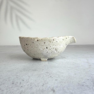 Unofu Three-Legged Small Pouring Vessel | Japanese Ceramic Sauce Pitcher | Mino Ware Pottery | Handmade-Style Tableware