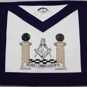Hand Embroidered Masonic Blue House Master Apron – High-Quality Freemason Regalia for Lodge Ceremonies, Installations & Gifts