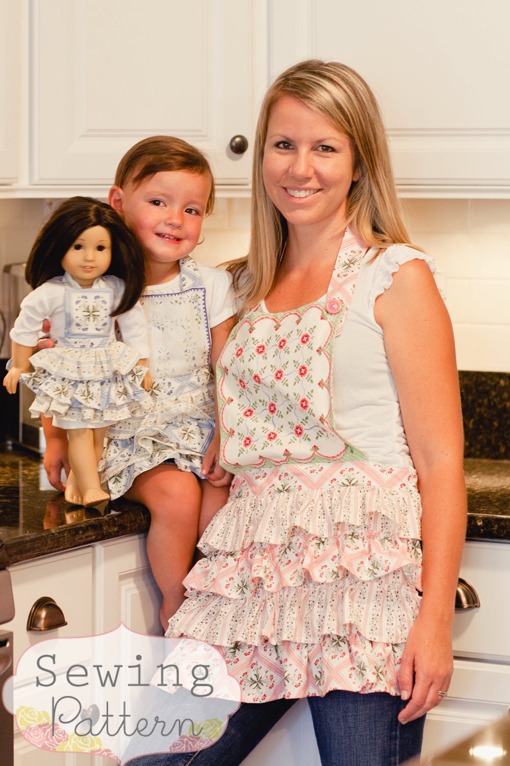 Mom and Daughter Aprons, 4RetroSisters ~ Mother Daughter Aprons -  Annabelle Style - Child's .…