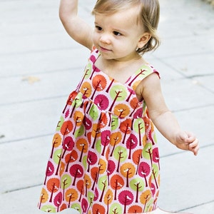 INSTANT DOWNLOAD- Goldie Dress (sizes 3/6 months to 10) PDF Sewing Pattern and Tutorial