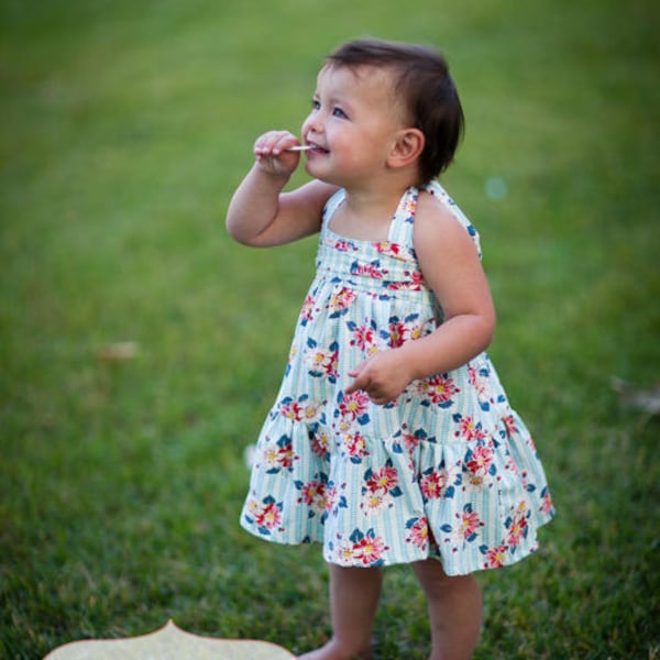 INSTANT DOWNLOAD- Lily Halter Dress (Sizes 9/12 mos to Size 10) PDF Sewing Pattern and Tutorial