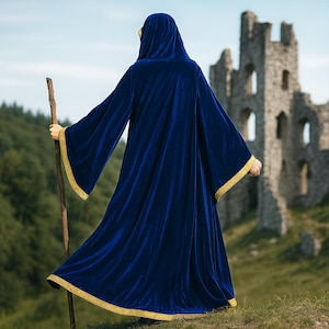 Zauberer Mönch Kapuzenumhang, Fantasy Halloween Kostüm, Zauberer Robe mit Kapuze, Blauer Samt Langer Magier Mantel, Renfest Cape Cosplay