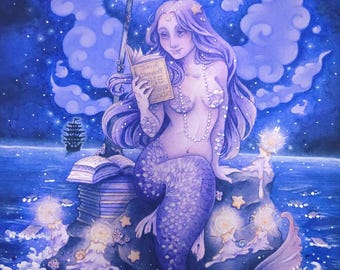 Impresión Giclée de Sirena Púrpura: La Bibliotecaria - Edición Limitada - Decorada con Cristal y Pintura Metálica - Arte Terratoff de Heather R. Hitchman
