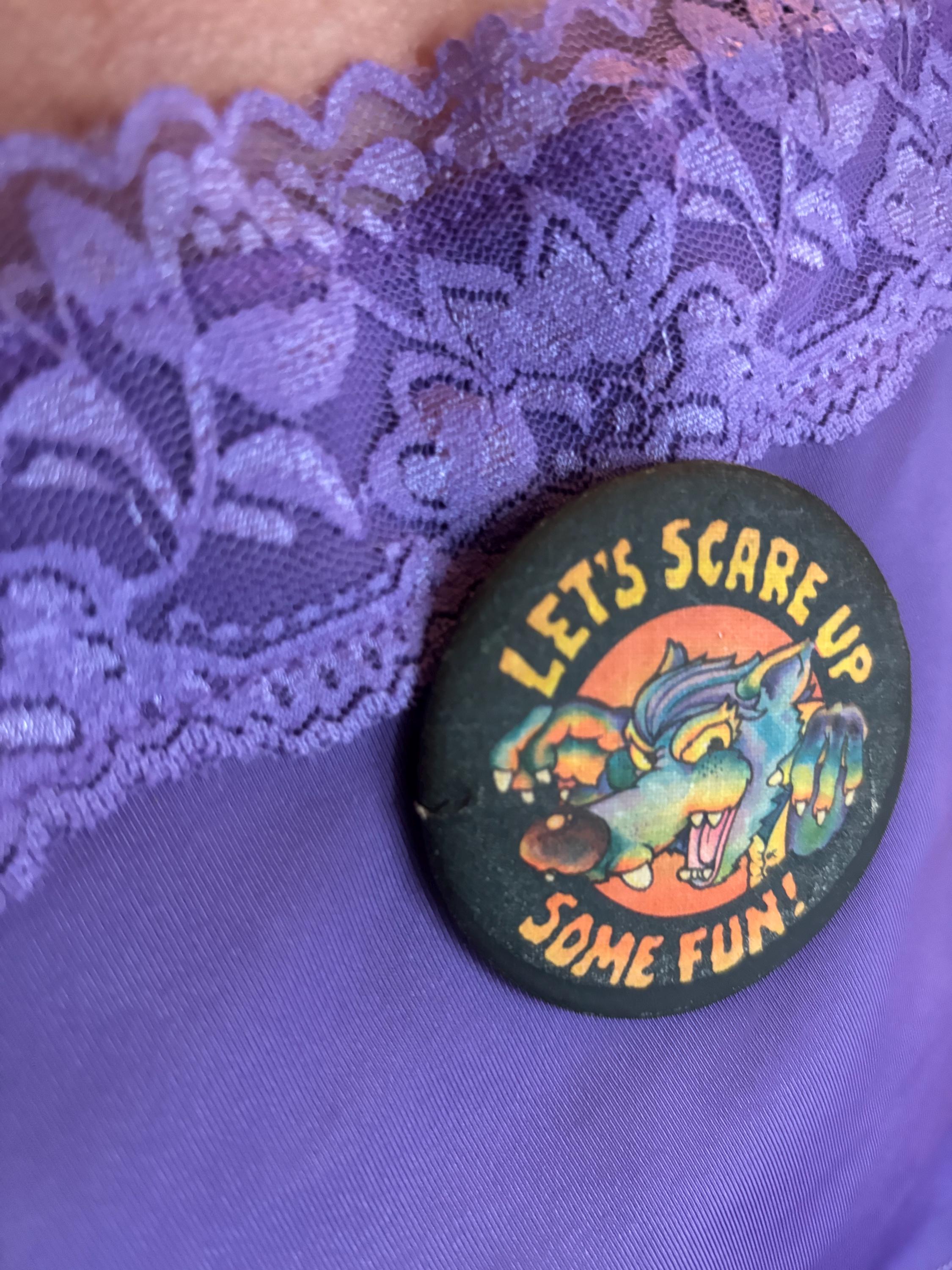 Vintage 1980 Hallmark “Let’s Scare Up Some Fun!” Werewolf Button – Retro Halloween Pinback - Thumbnail 3