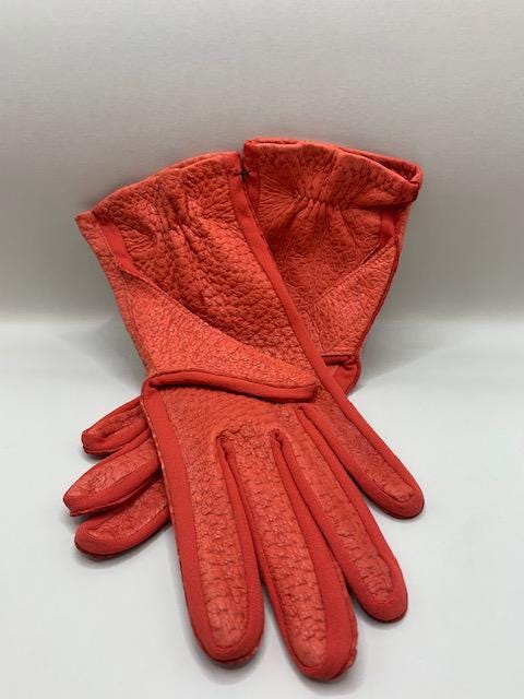 Mid-Century Van Raalte Hex-Pit Nylon Driving Gloves - Vibrant Coral Red, Original Packaging, 1950s Glamour, XL Size - Thumbnail 3