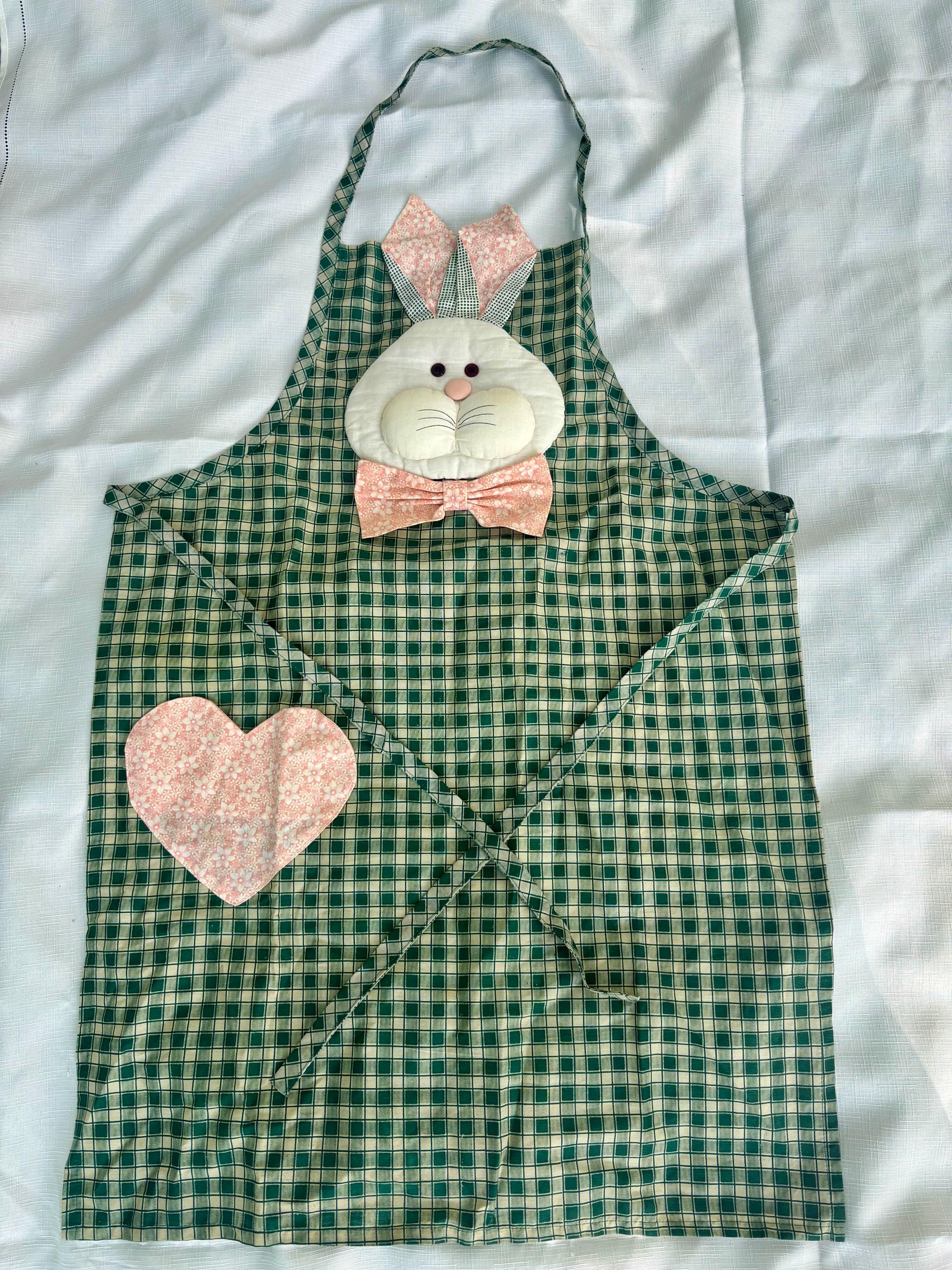 Handmade Vintage Bunny Apron with Heart Pocket – Easter Dinner Hostess Apron – 90s Quilted Rabbit with Bow Tie – Country Kitchen Decor